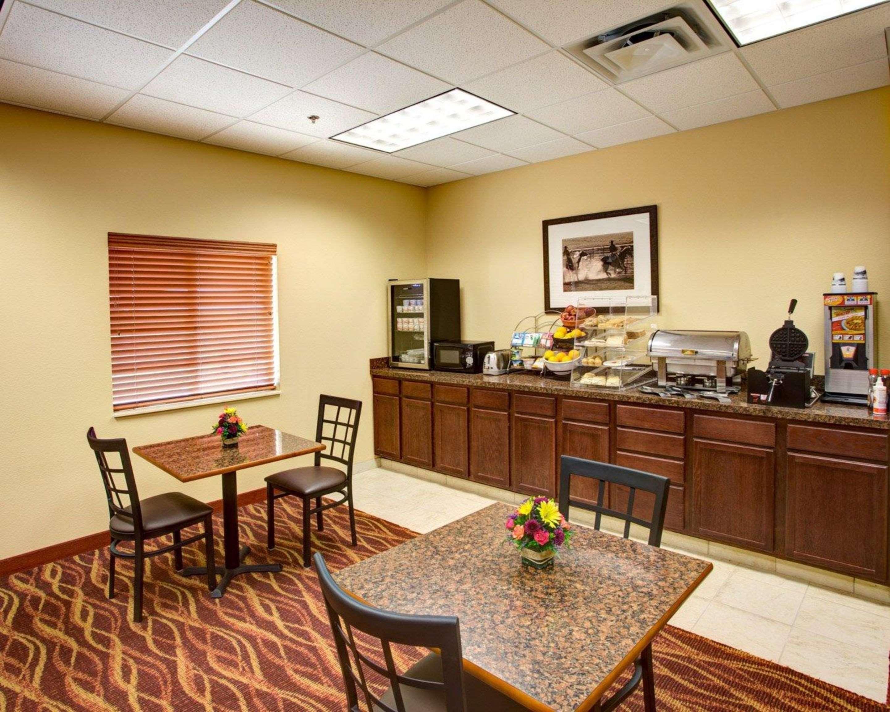 Rodeway Inn & Suites Phillipsburg Εξωτερικό φωτογραφία