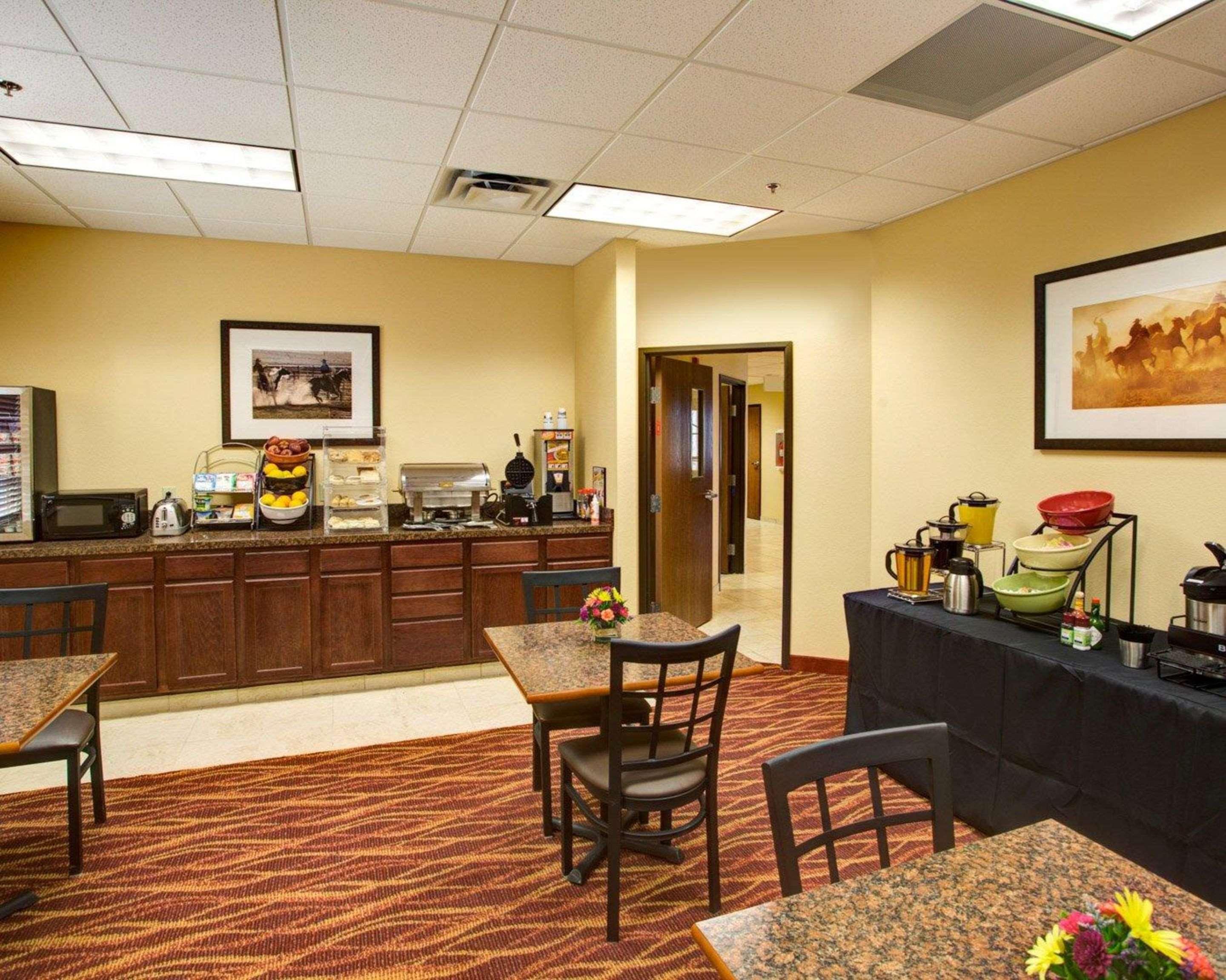 Rodeway Inn & Suites Phillipsburg Εξωτερικό φωτογραφία