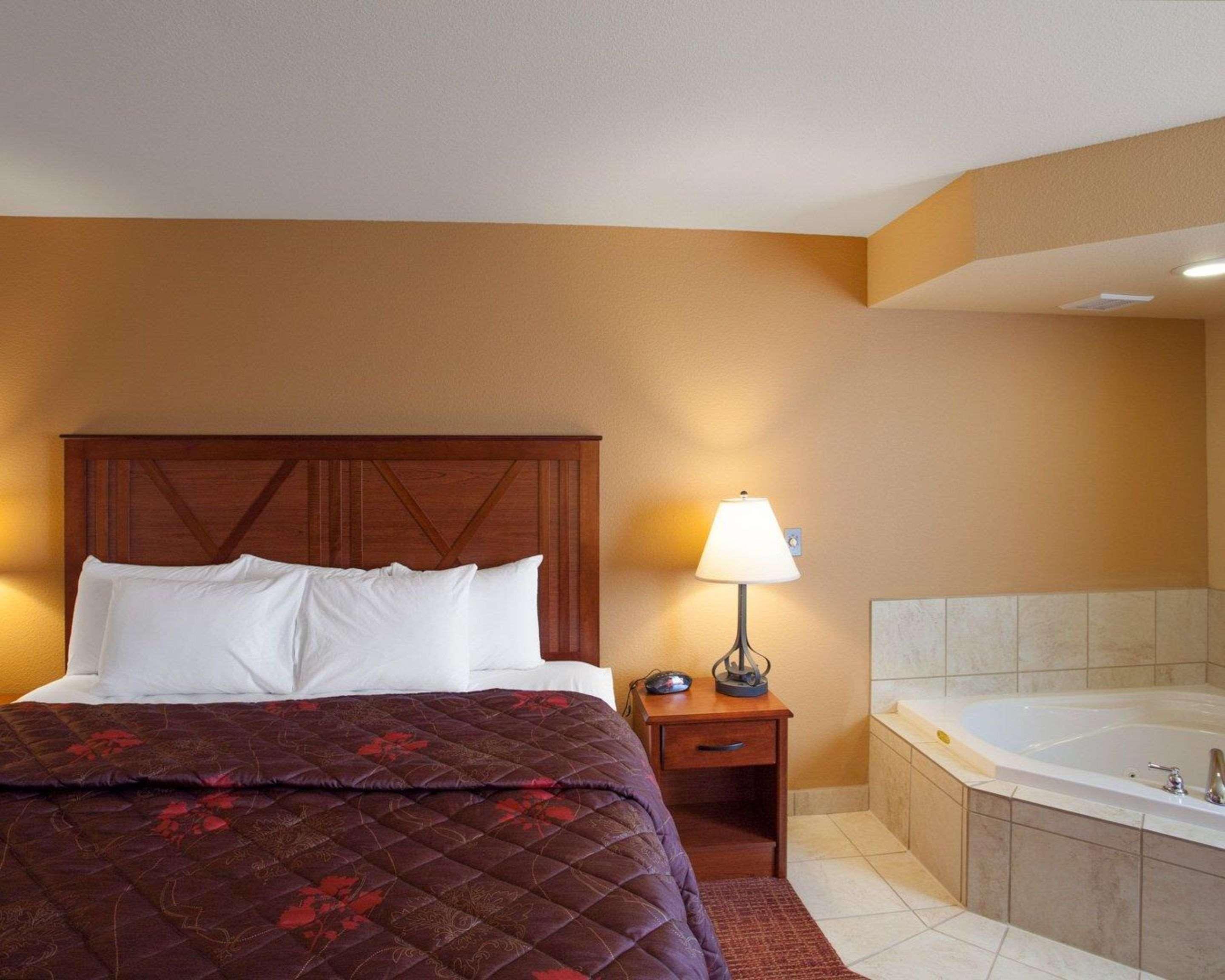 Rodeway Inn & Suites Phillipsburg Εξωτερικό φωτογραφία